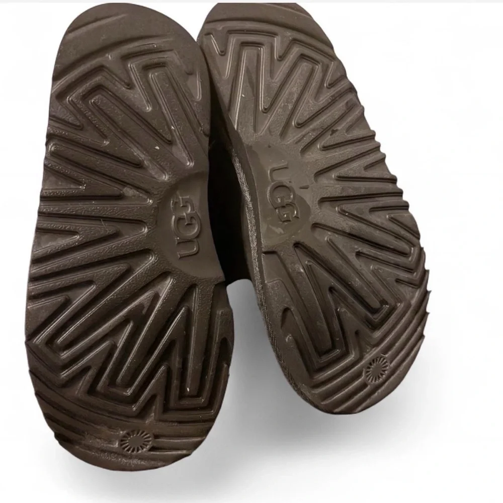 UGG Classic Black Boots for kids, size 2